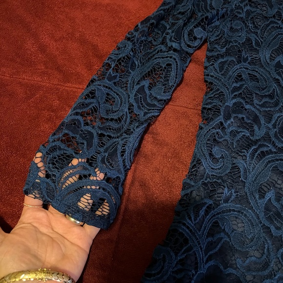 Dress - Picture 4 of 5